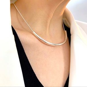 Minimalist Silver Elbow Necklace